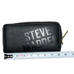 Steve Madden Wallet